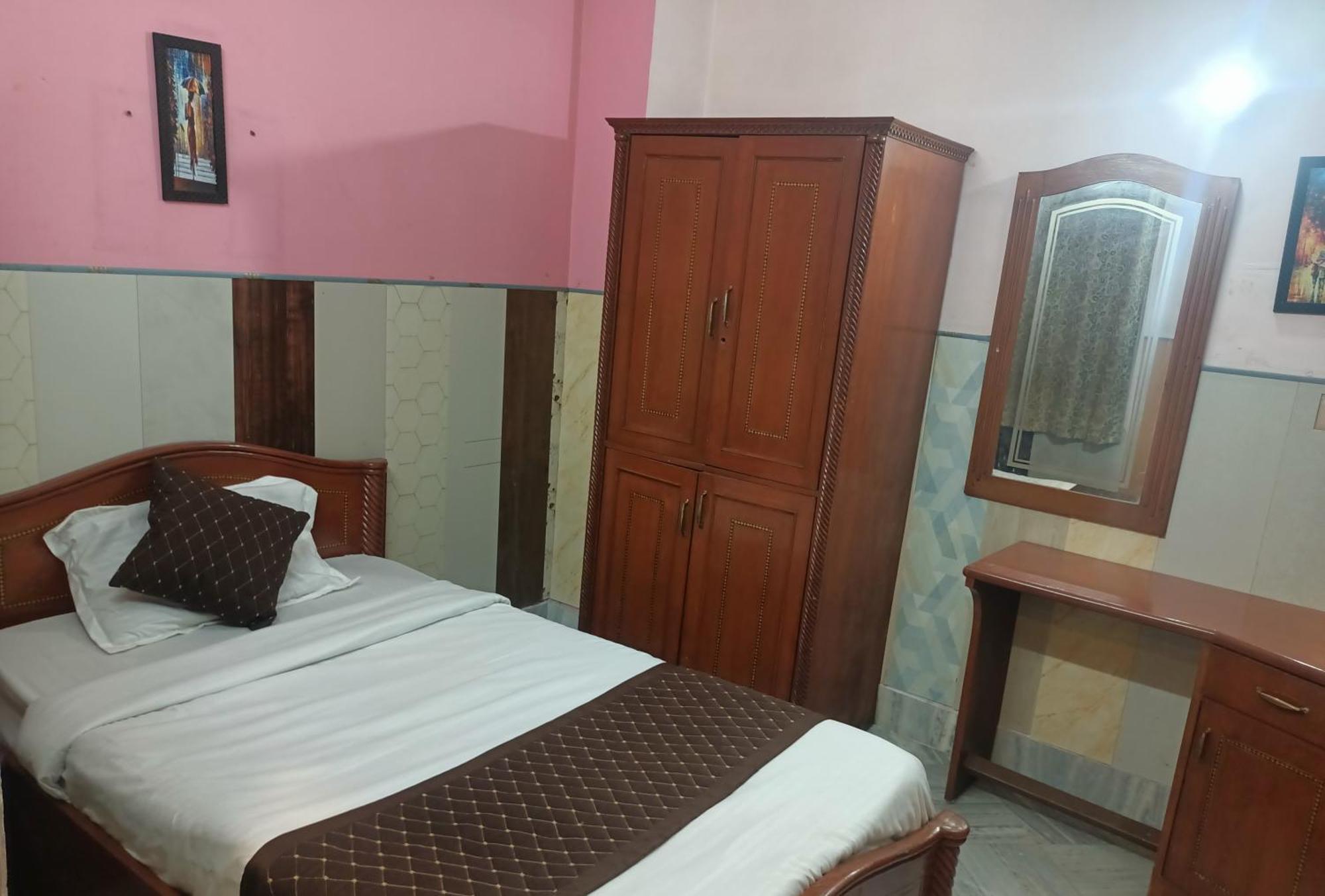 Hotel Riz Варанасі Екстер'єр фото