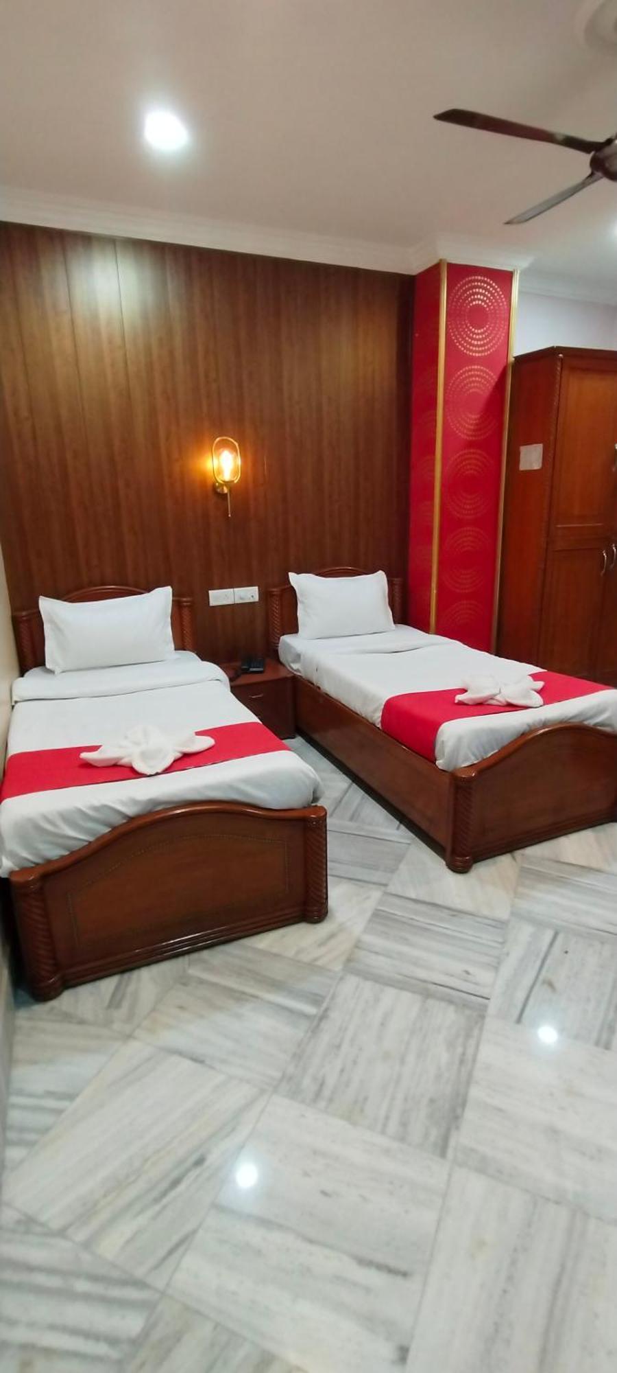 Hotel Riz Варанасі Екстер'єр фото