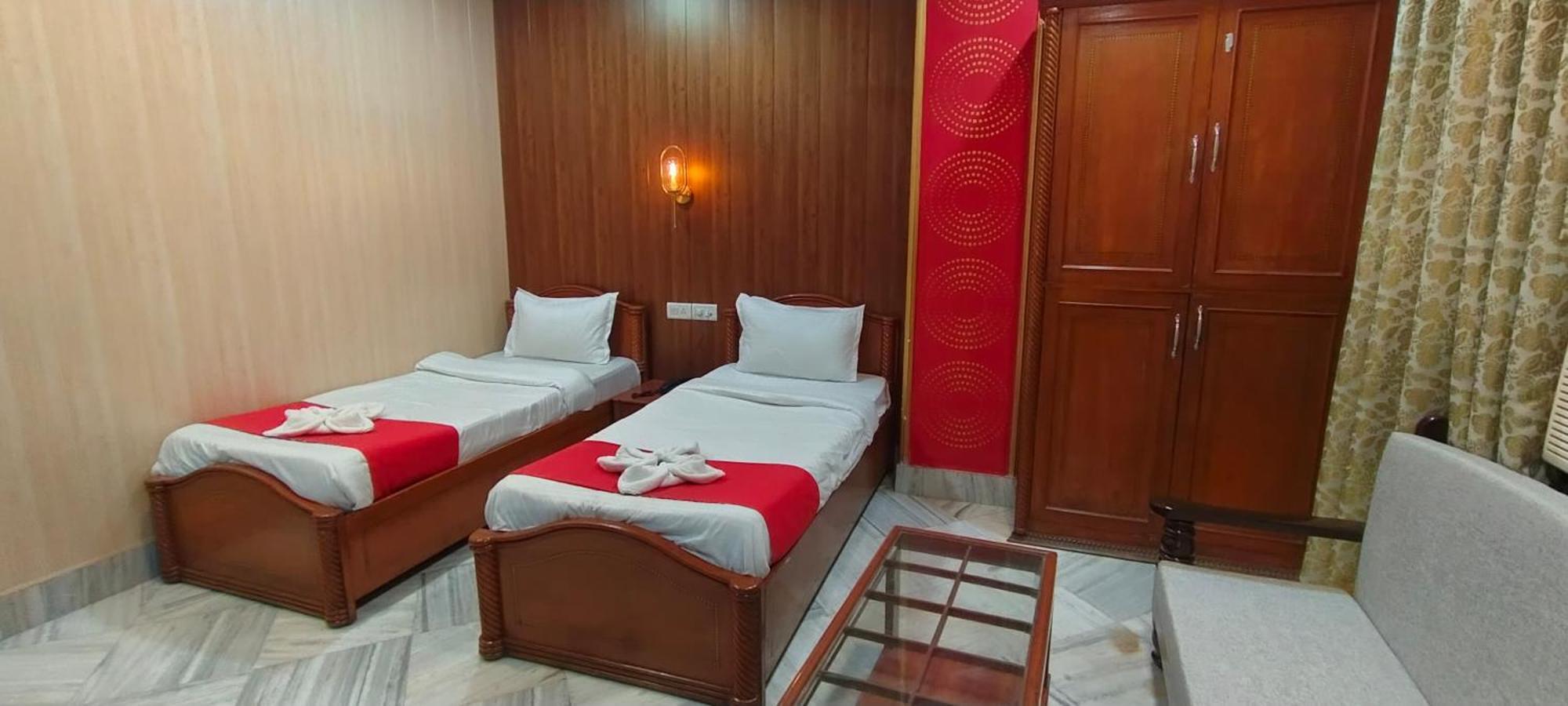 Hotel Riz Варанасі Екстер'єр фото